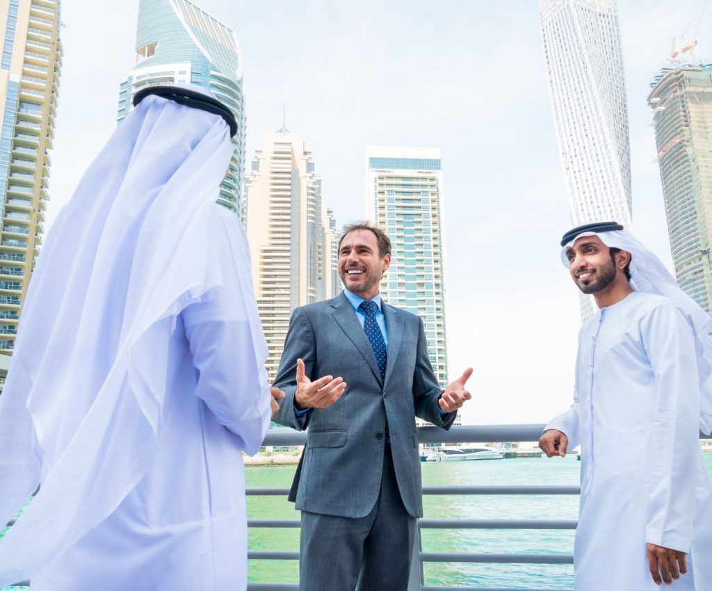 how to start a business in dubai